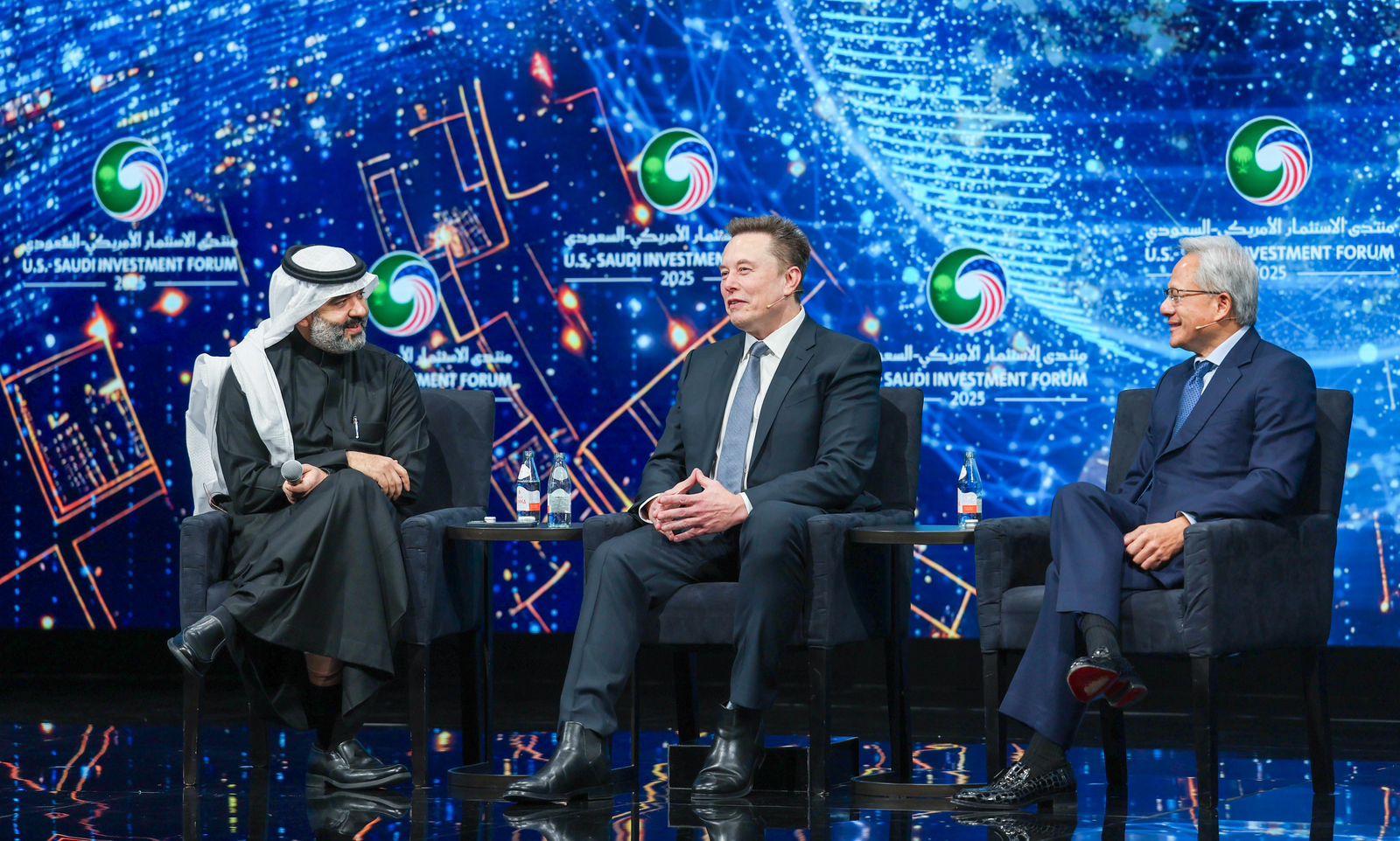 إيلون ماسك وجينسن هووانغ يُعلنان مشروعات حوسبة فائقة وتقنيات متقدمة خلال منتدى الاستثمار السعودي-الأمريكي